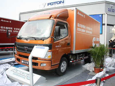 Foton unveils luxury light truck in Shanghai